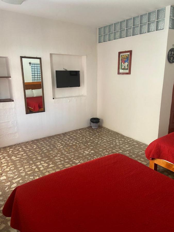 Hotel El Gran Toril Taxco de Alarcon Zewnętrze zdjęcie